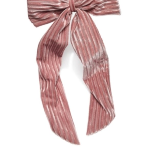 4/$25 Big Bow Ponytail Hair Accessory Tie Holder - Picture 2 of 3